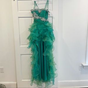 NWT Let’s High-Low Pageant Dress
